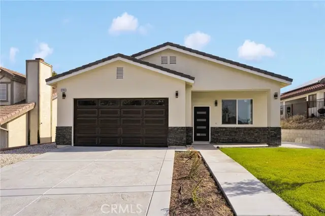 17745 Vista Point Drive, Victorville, CA 92395 - #2