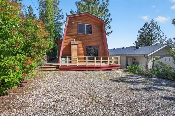 2068 Slippery Elm, Wrightwood, CA 92397