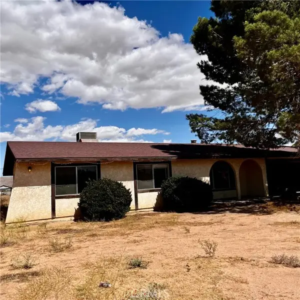 15375 Cheyenne Road, Apple Valley, CA 92307