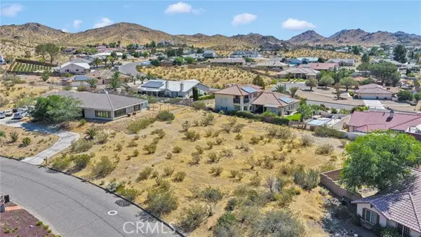 16425 Viho, Apple Valley, CA 92307