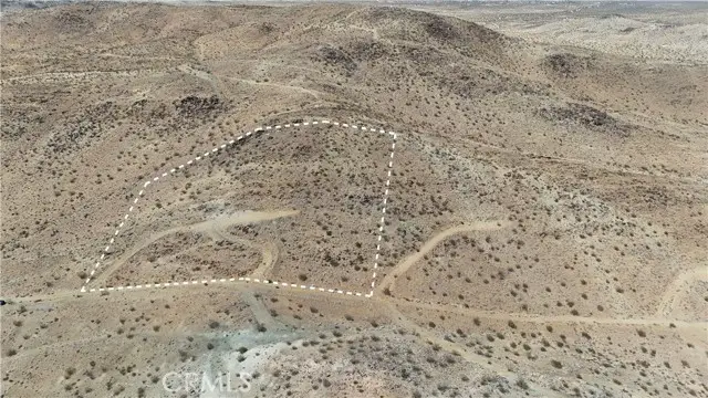 5 Near Demesne Road, Joshua Tree, CA 92252 - #1