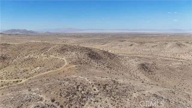 5 Near Demesne Road, Joshua Tree, CA 92252 - #2