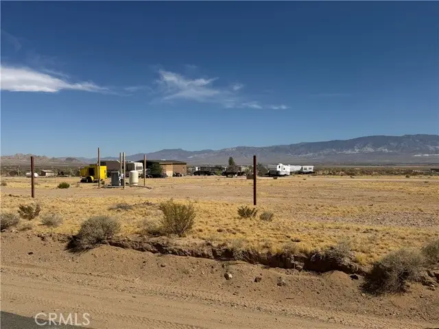 1 North Side, Lucerne Valley, CA 92356 - #2