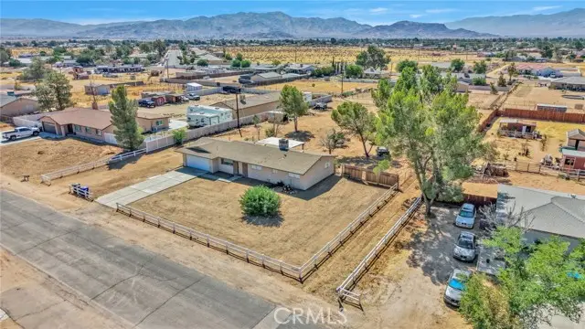15075 Flathead Road, Apple Valley, CA 92307 - #3