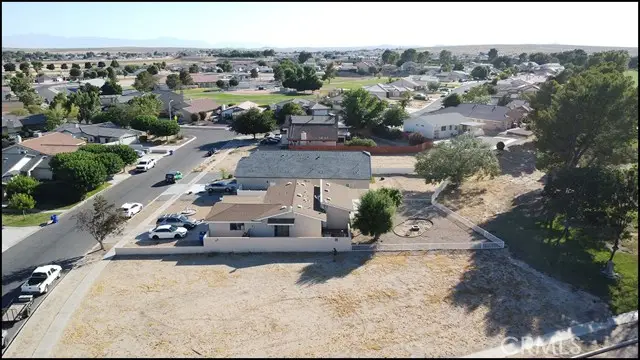 27400 Cloverleaf Lane, Helendale, CA 92342 - #3