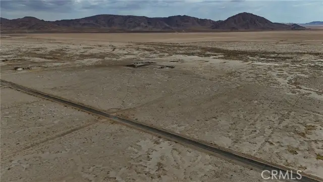 746 Lake Street, Lucerne Valley, CA 92356 - #3