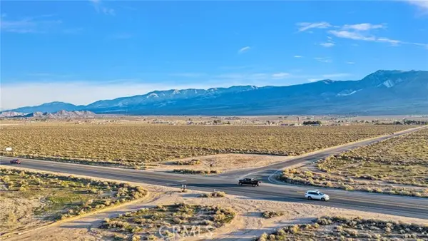300 Highway 18, Lucerne Valley, CA 92356