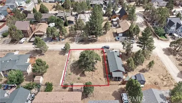 111 3rd Ln, Big Bear Lake, CA 92315
