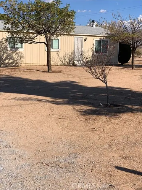 11921 Milpas Drive, Apple Valley, CA 92308