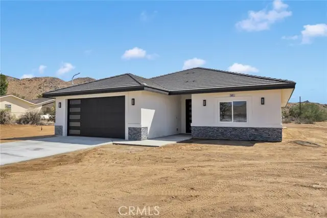 24911 VIA VISTA RD, Apple Valley, CA 92308 - #2