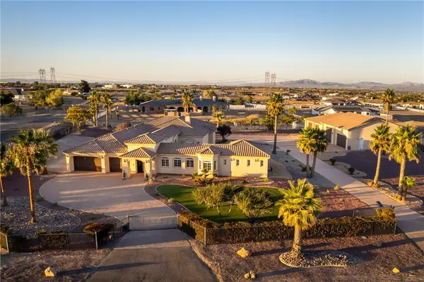 12128 Whitehaven, Hesperia, CA 92344
