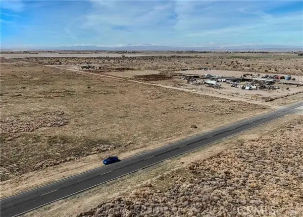 100 Avenue K8, Lancaster, CA 93535