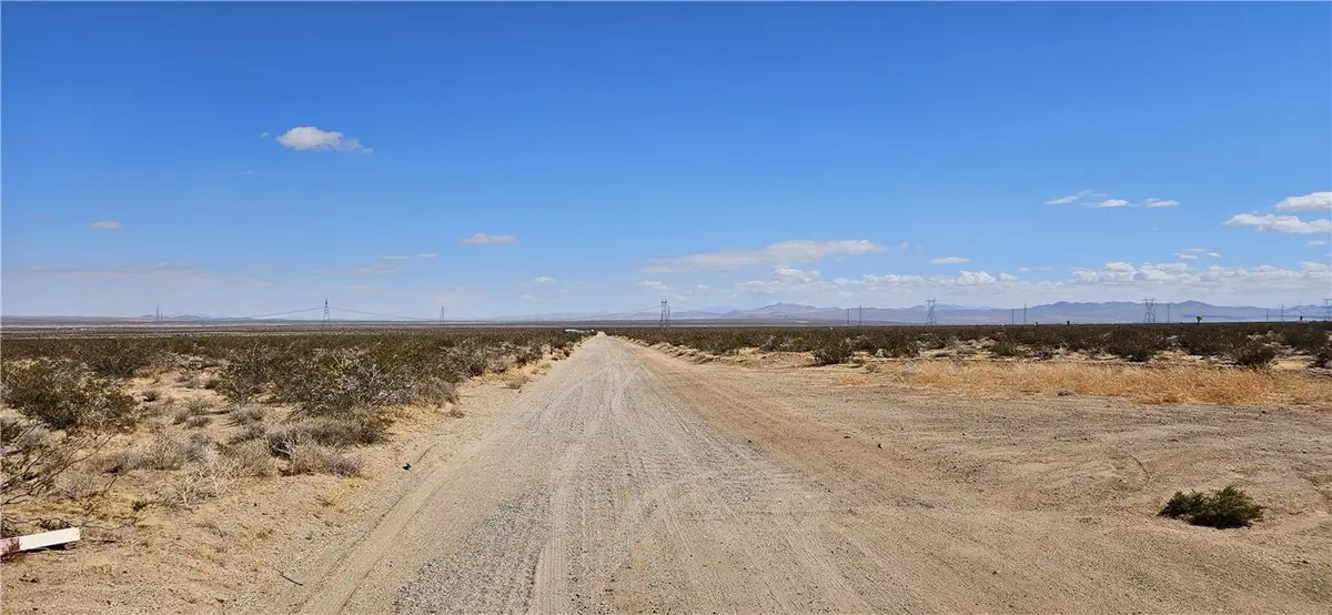 802 Princess Pat Mine Rd., Adelanto, CA 92301 - #1