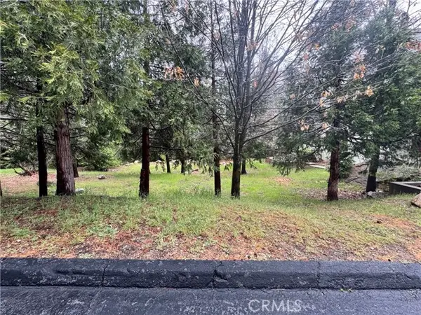 27525 Meadow Bay Drive, Lake Arrowhead, CA 92352