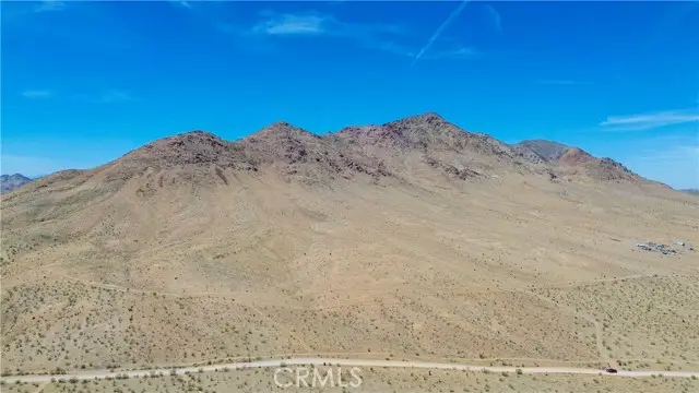 3 Stoddard Wells Road, Apple Valley, CA 92308 - #2