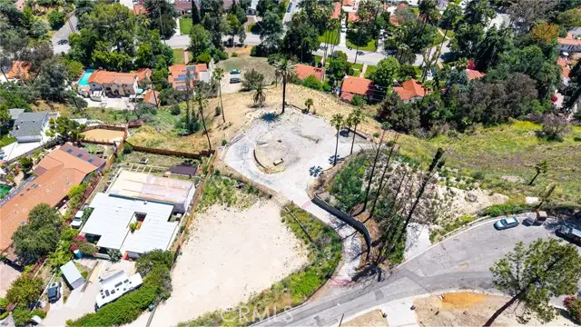 875 W Vista Dr, San Bernardino, CA 92405 - Image #2