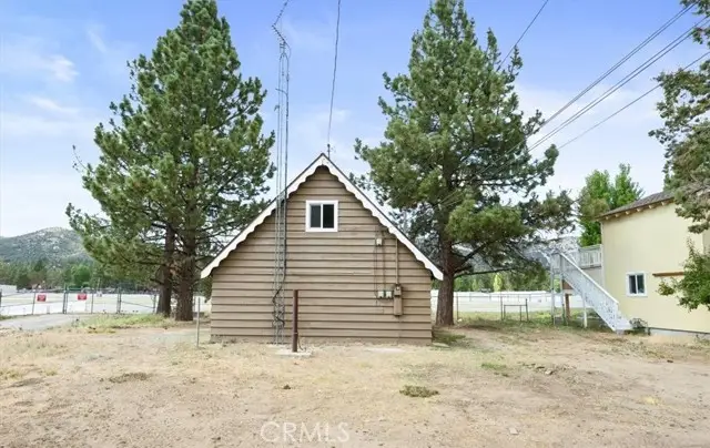 345 Fairway Boulevard, Big Bear City, CA 92314 - Image #2