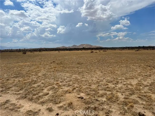 215 Ste Vic Avenue I11 Ste, Lancaster, CA 93535 - Image #2