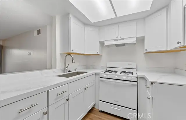 600 3rd Street  #107, Santa Ana, CA 92701 - #2