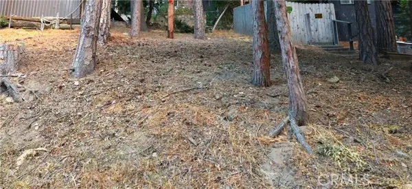 0 Scenic View, Crestline, CA 92325