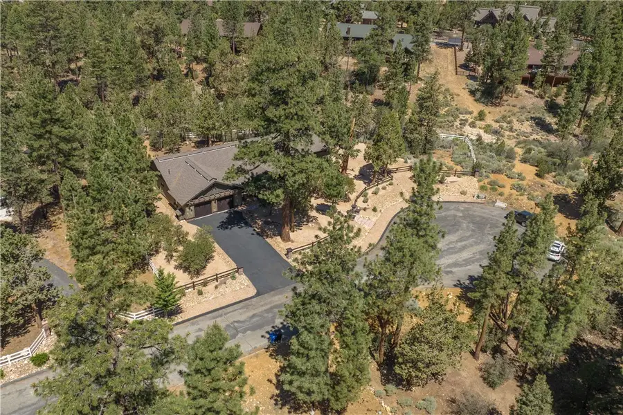 1605 Shenandoah Way, Big Bear City, CA 92314 - #3
