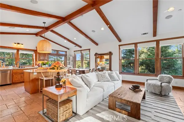 813 Greenbriar Drive, Skyforest, CA 92385