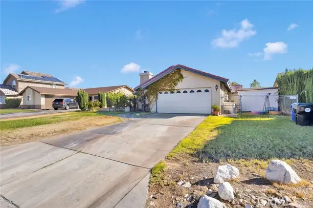 27325 Strawberry, Helendale, CA 92342 - #3