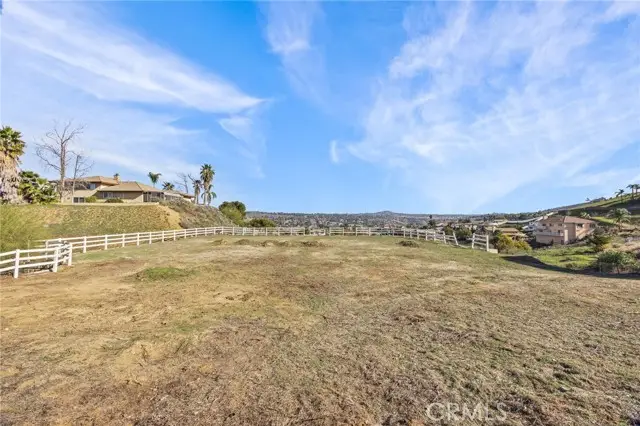 16538 Canyon Ridge Rd, Riverside, CA 92503 - Image #2