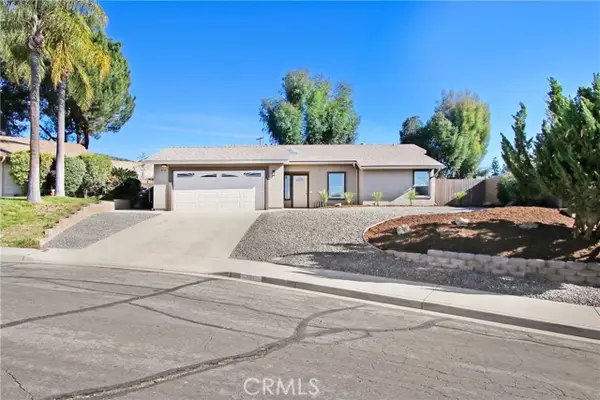 378 Loyola Court, Hemet, CA 92544