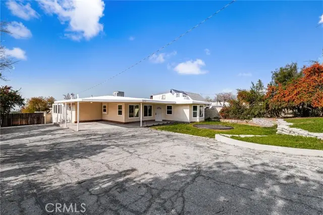 12770 Douglas, Yucaipa, CA 92399 - Image #2