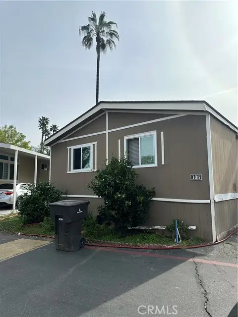 3701 Fillmore  #108, Riverside, CA 92505