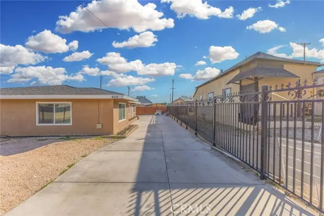 409 N 3rd Avenue, Barstow, CA 92311 - #2