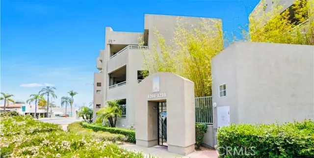 1211 Cabrillo  #304, Torrance, CA 90501 - #2