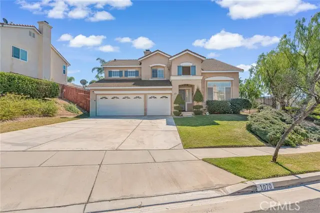 1070 Mandevilla Way, Corona, CA 92879 - #3