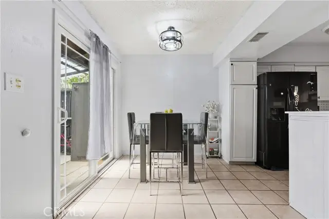 134 Magnolia  #4C, Anaheim, CA 92804 - #2