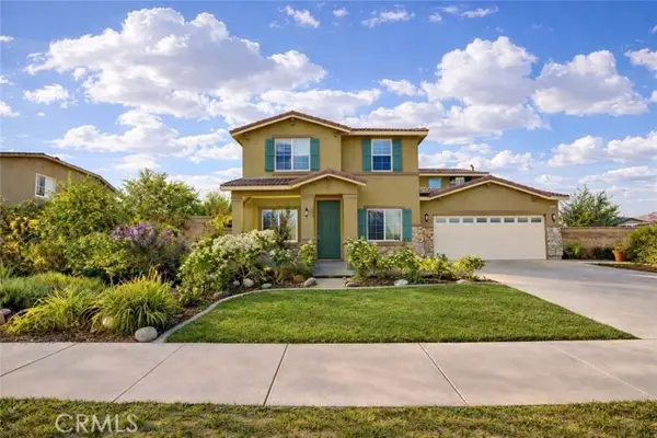 31801 Oak Wood Circle, Yucaipa, CA 92399
