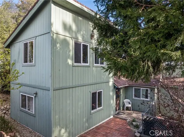 1051 Playground Drive, Crestline, CA 92325 - #1