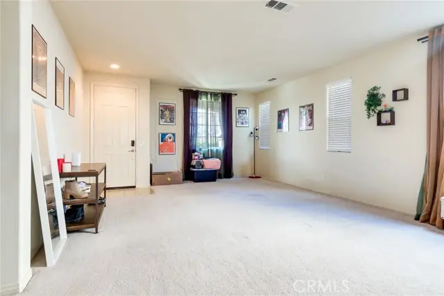 18086 Tanzanite, San Bernardino, CA 92407 - #2