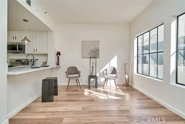 720 4th, Long Beach, CA 90802 - #3