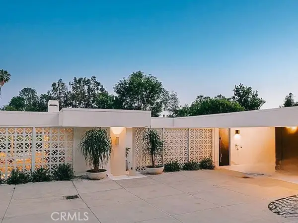 1030 San Rafael Ln, Pasadena, CA 91105