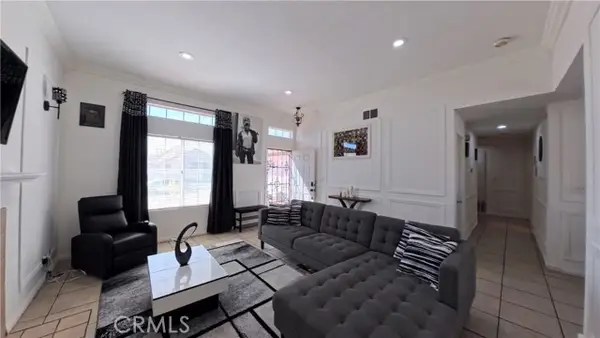 5851 Evergem, Palmdale, CA 93552