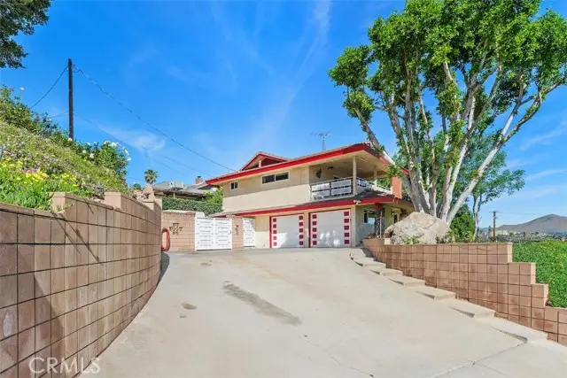 5425 Golden West, Riverside, CA 92509 - #3