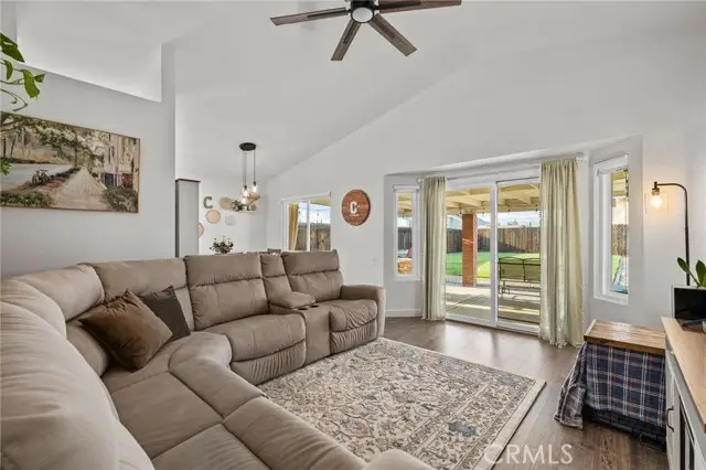 35662 Avenue H, Yucaipa, CA 92399 - #3