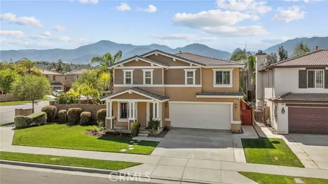 11405 Magnolia Street, Corona, CA 92883 - #2