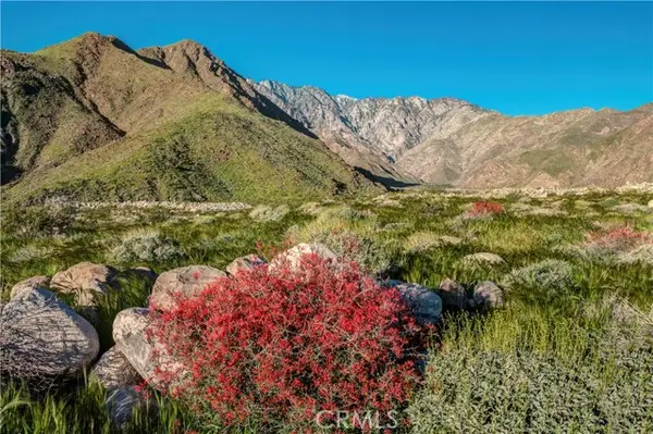 2021 Vista Palizada Drive, Palm Springs, CA 92262