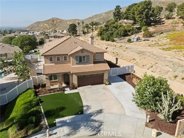 294 Kieswetter, Colton, CA 92324 - #1