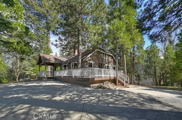 27297 Little Bear, Blue Jay, CA 92317
