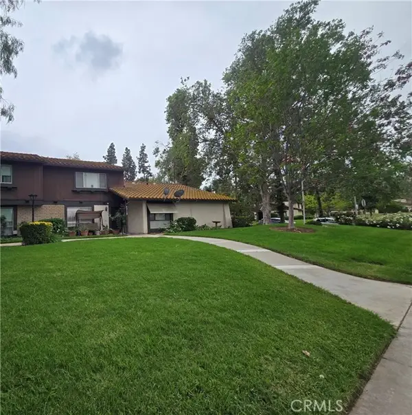 8718 Lincoln, Riverside, CA 92504