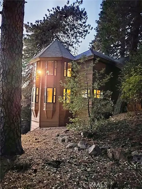 21425 Sawpit Canyon Road, Cedarpines Park, CA 92322