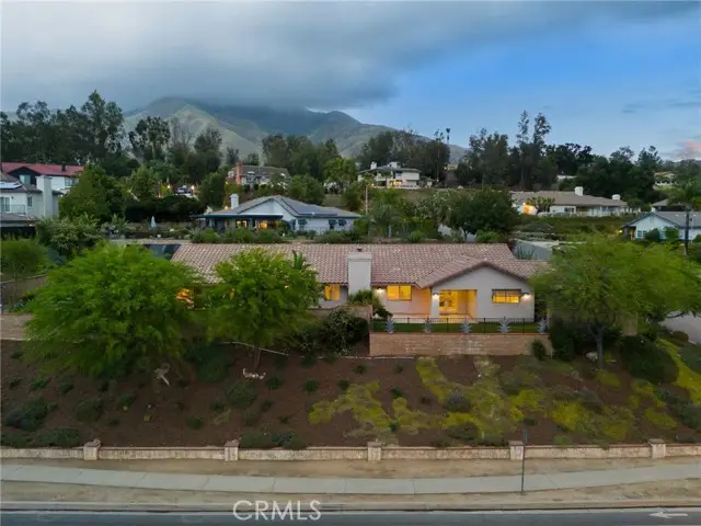 6850 Amber, Highland, CA 92346 - #3